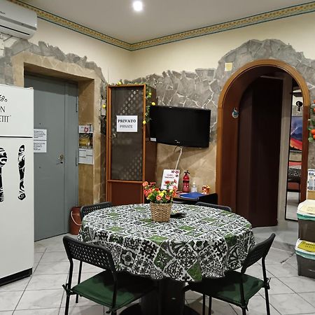 Seme Dell' Etna Catânia Exterior foto
